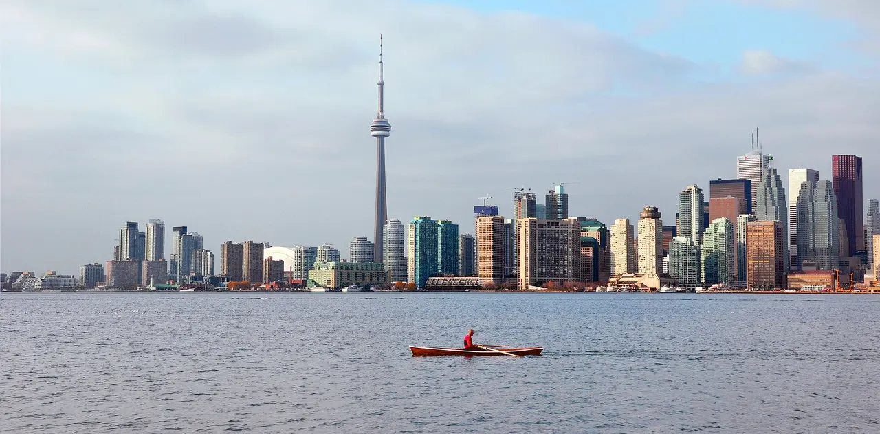 The Toronto skyline and CN Tower seen across the harbour from the Toronto Islands