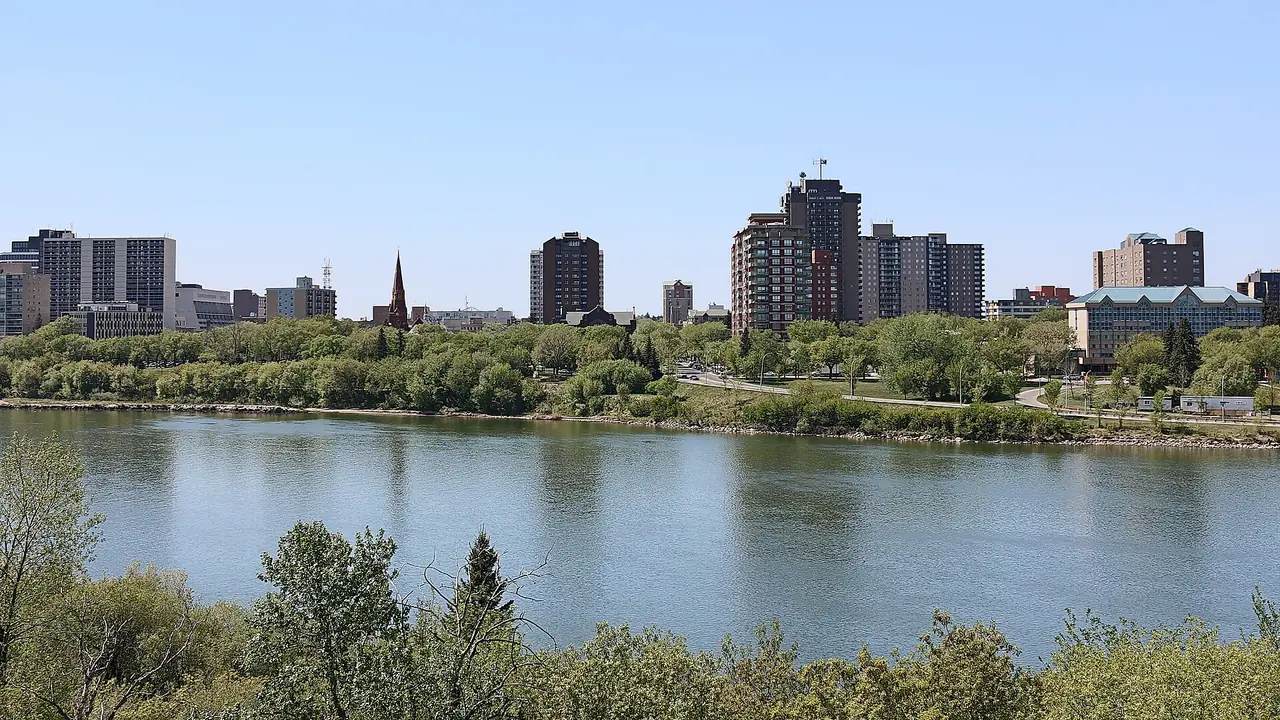 Tree-lined Meewasin trail along the South Saskatchewan River in Saskatoon