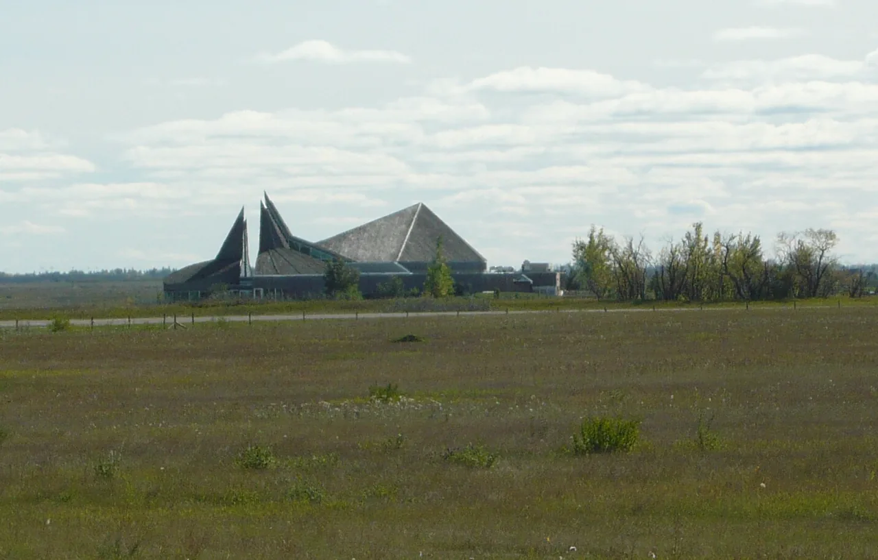 Grassland and interpretive buildings at Wanuskewin Heritage Park