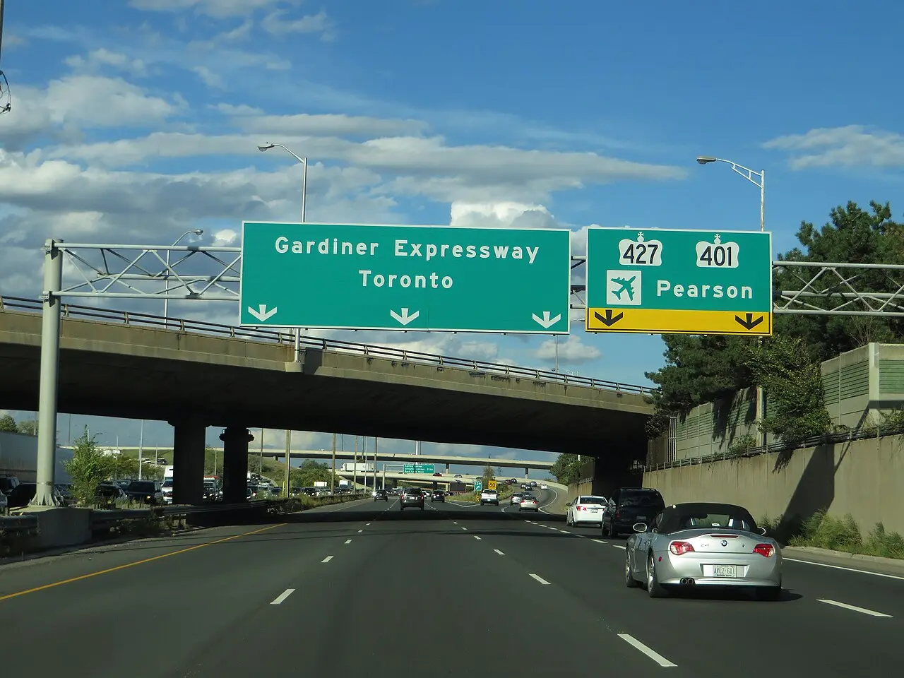 Traffic on the interchange between Highway 427 and the Gardiner Expressway in Toronto