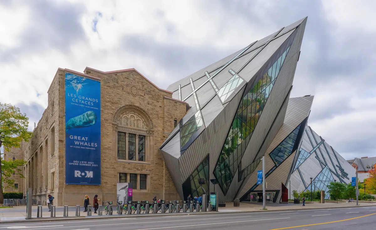 The angular glass crystal addition of the Royal Ontario Museum on Bloor Street