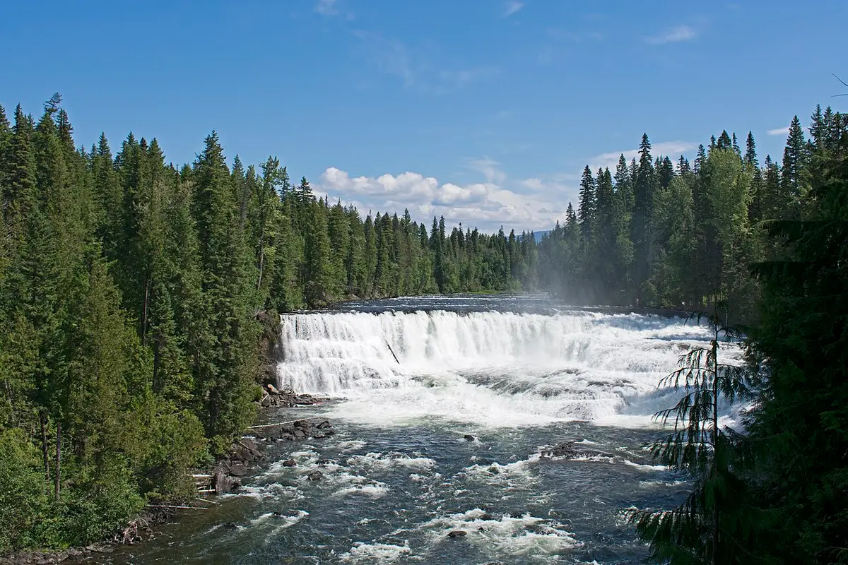 Dawson Falls spreading across a wide rocky ledge on the Murtle River in Wells Gray
